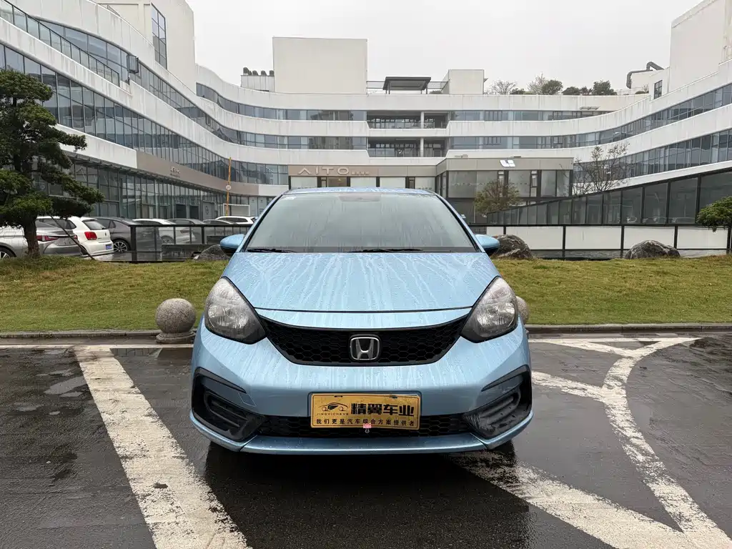 Honda Fit - фото 2