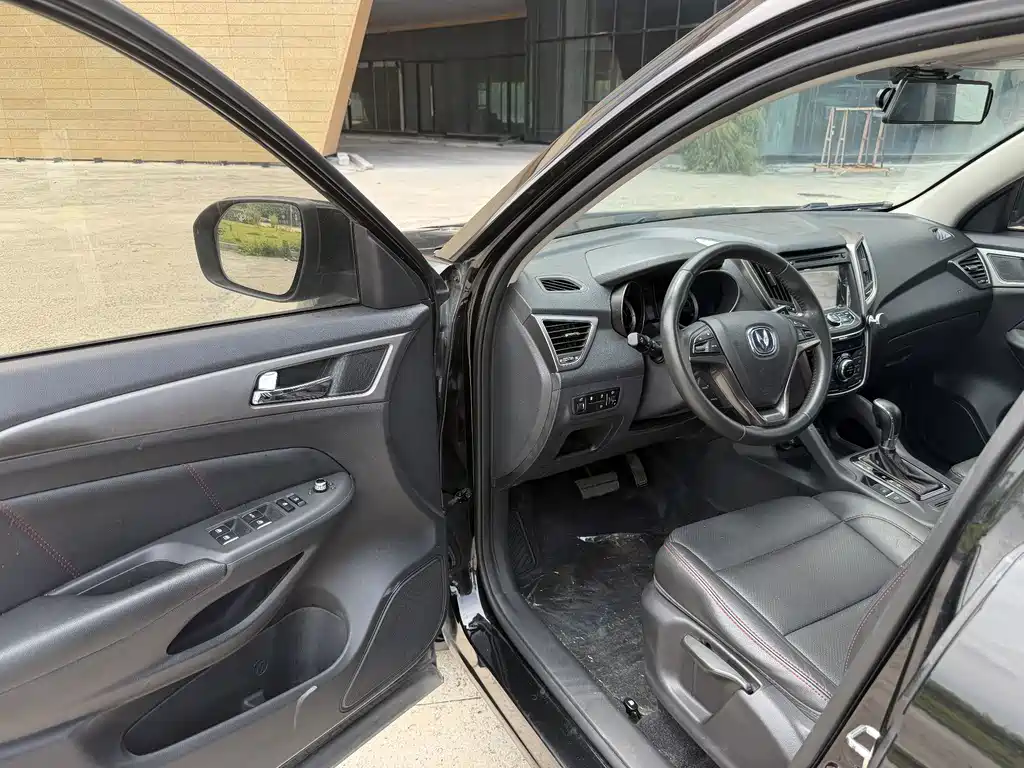 Changan CS75 — миниатюра 4