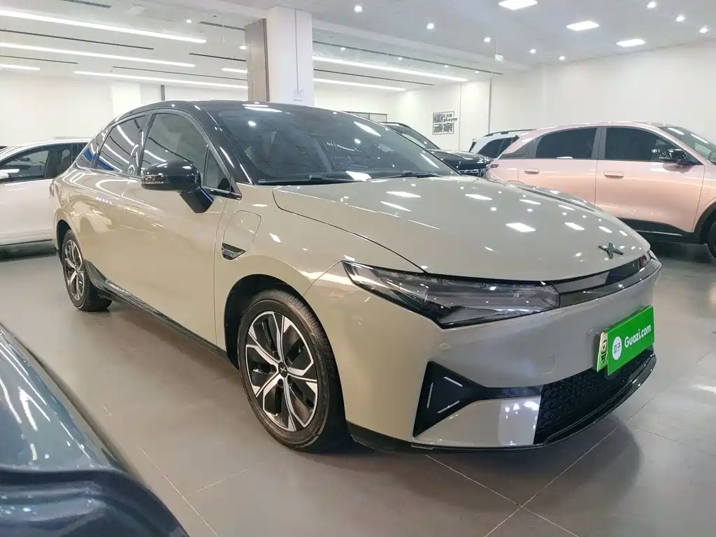 XPeng P5 — миниатюра 4