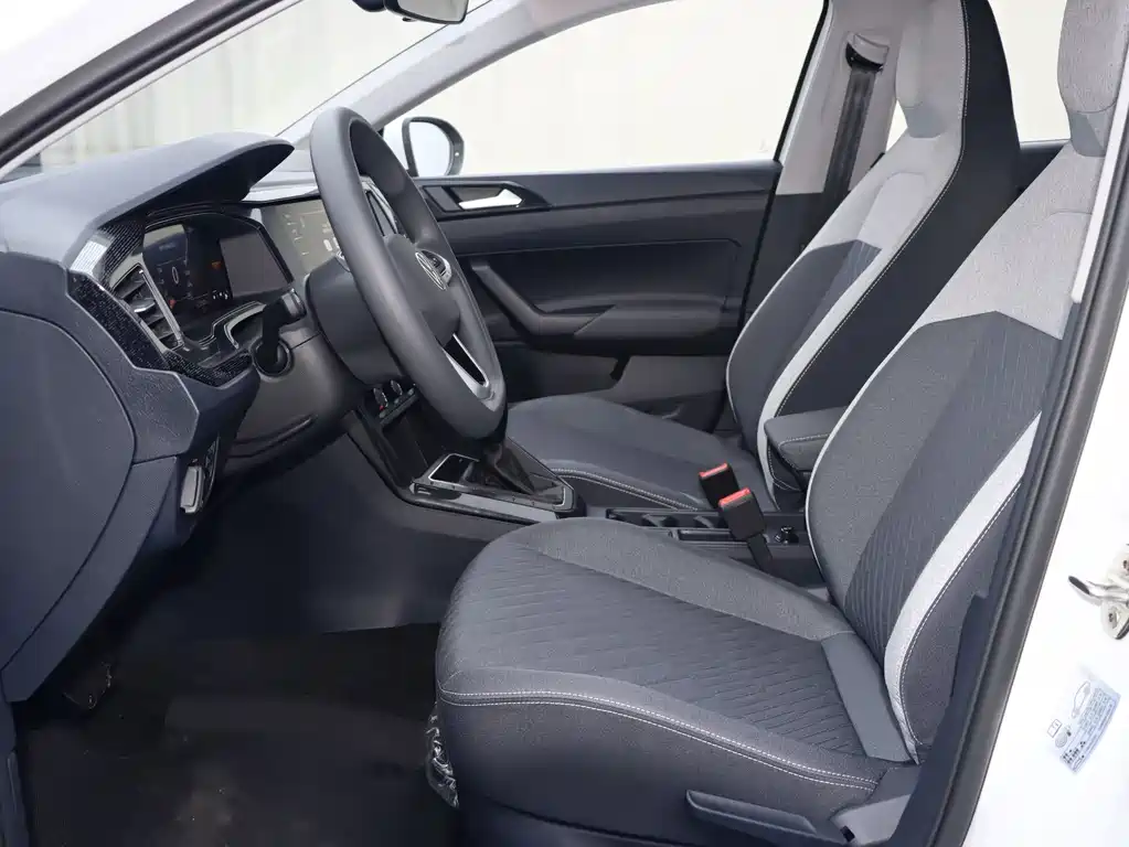 Volkswagen Lavida — миниатюра 4