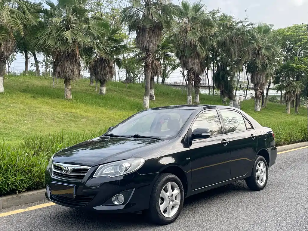 Toyota Corolla 2013 1.6L AT Luxury