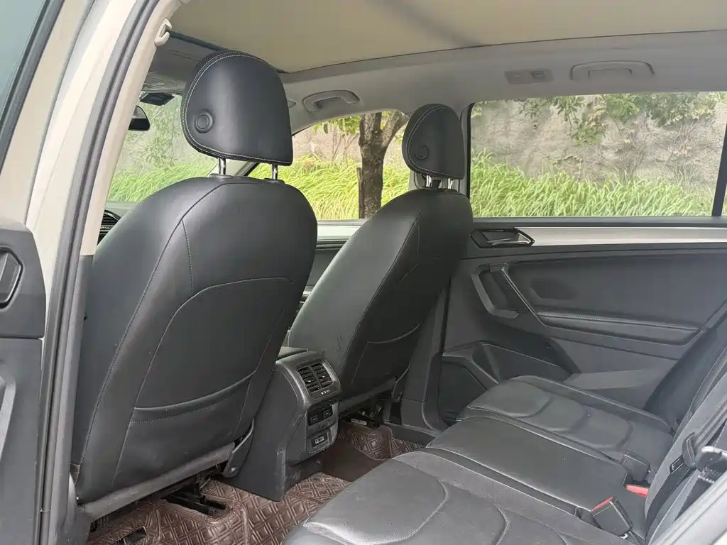 Volkswagen Tiguan L — миниатюра 4