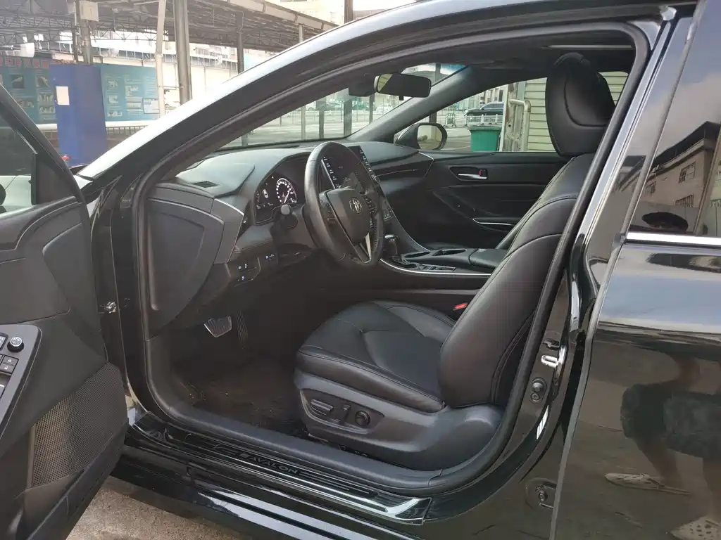 Toyota Avalon — миниатюра 9