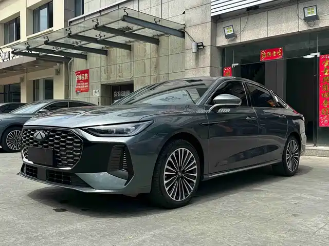 2025 Chery Arrizo 8