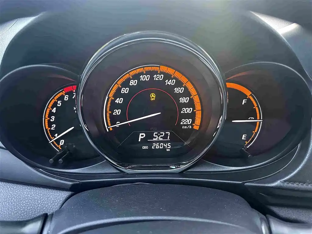 Toyota Yaris L — миниатюра 8