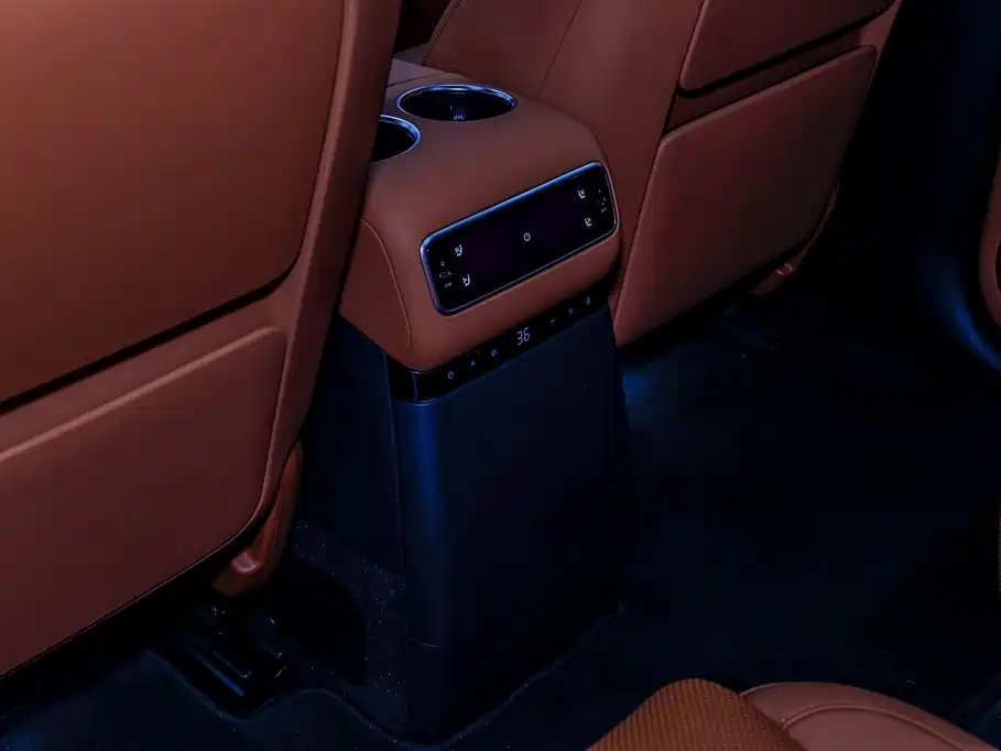 Li Auto Li L9 — миниатюра 9