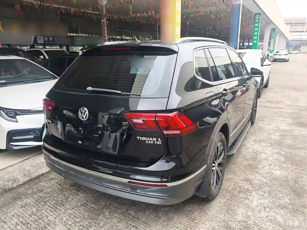 Volkswagen Tiguan L — миниатюра 7