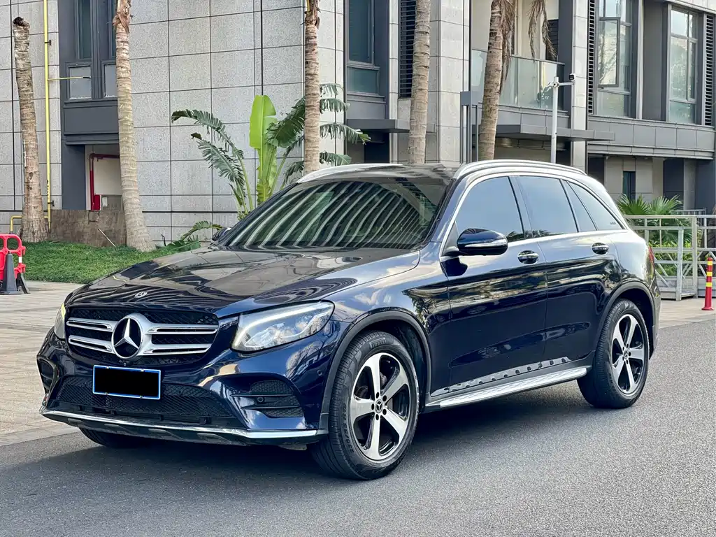Купить Mercedes-Benz GLC
