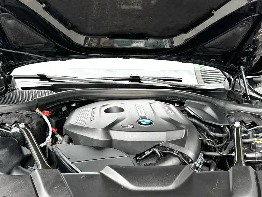 BMW 7 Series — миниатюра 7