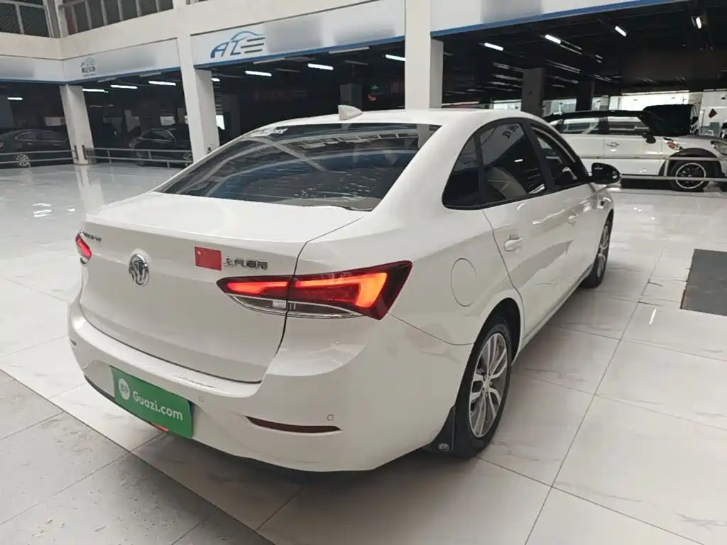 Buick Excelle — миниатюра 7