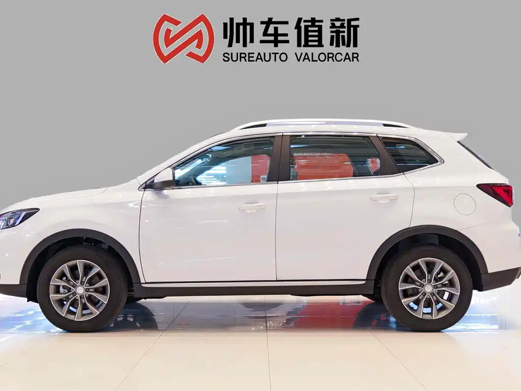 Roewe RX5 - фото 2