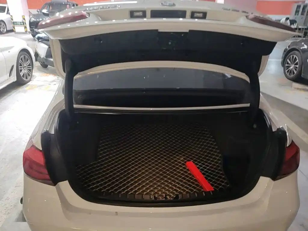 BMW 3 Series — миниатюра 19