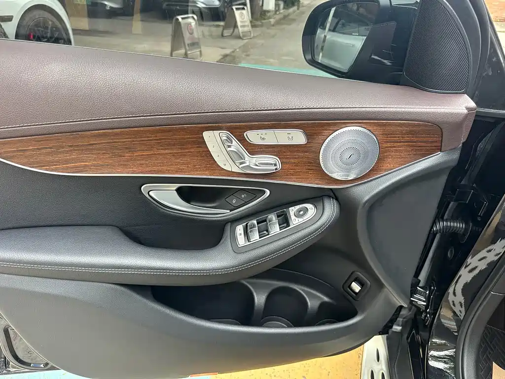 Mercedes-Benz GLC 2021 GLC 300 L 4MATIC