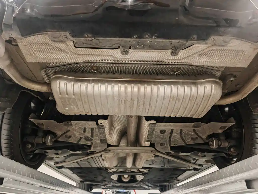 BMW 2 Series (Import) — миниатюра 28