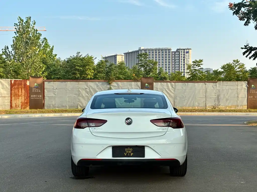 Buick Regal — миниатюра 5
