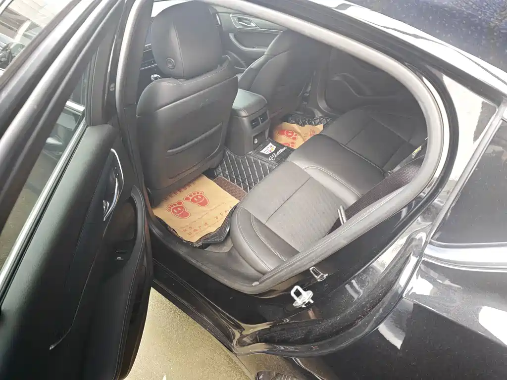 Cadillac CT5 — миниатюра 11