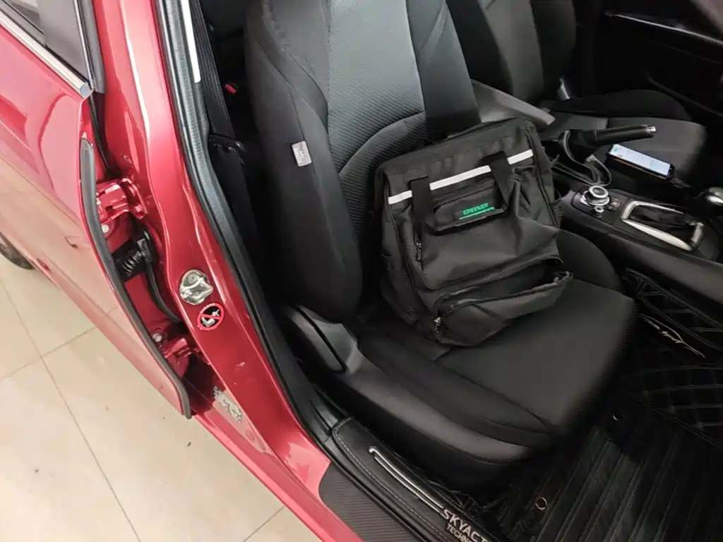 Mazda 3 Axela — миниатюра 25