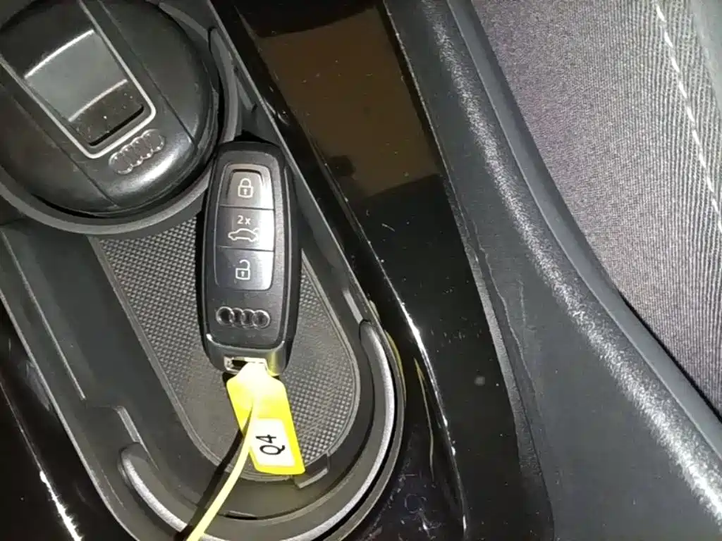 Audi Q4 e-tron — миниатюра 9