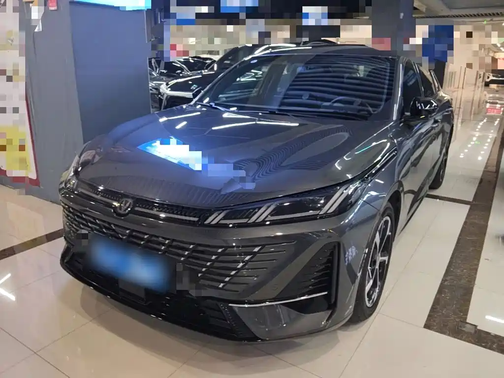 Changan Eado — миниатюра 2