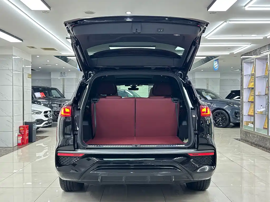 Audi Q6 — миниатюра 24