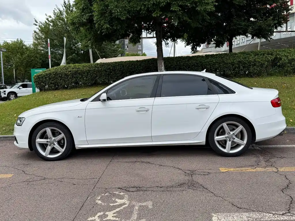 Audi A4L — миниатюра 3