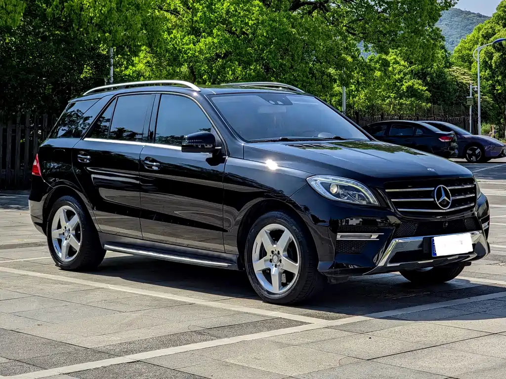 Mercedes-Benz M-Class — миниатюра 3