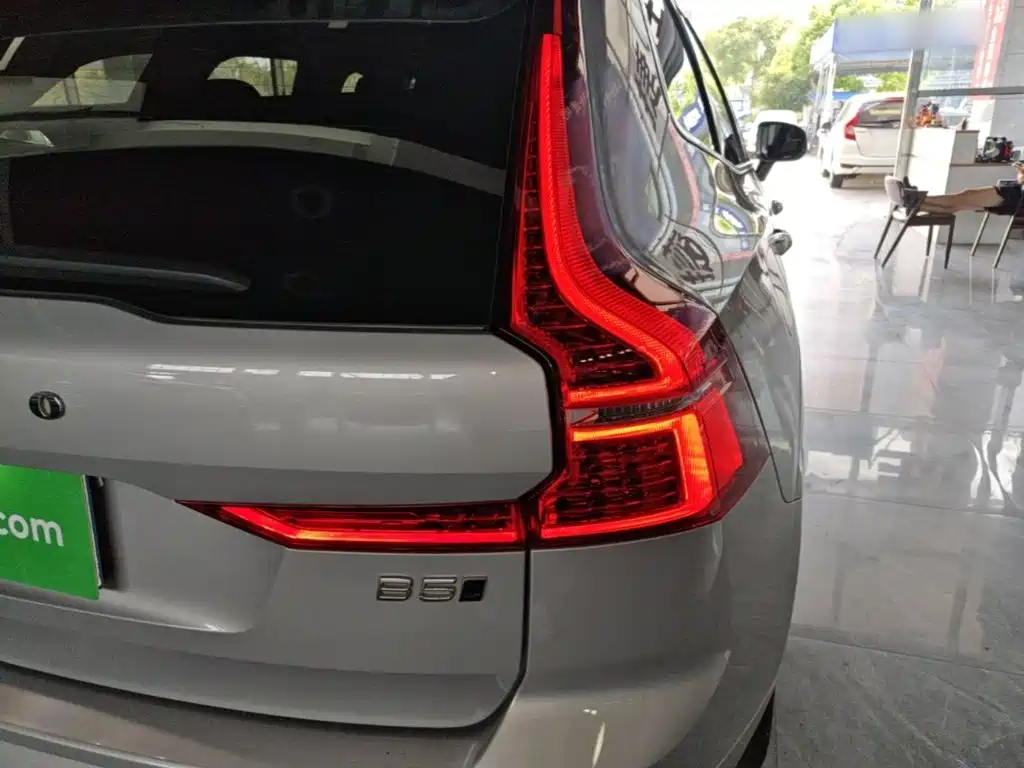 Volvo XC60 — миниатюра 8
