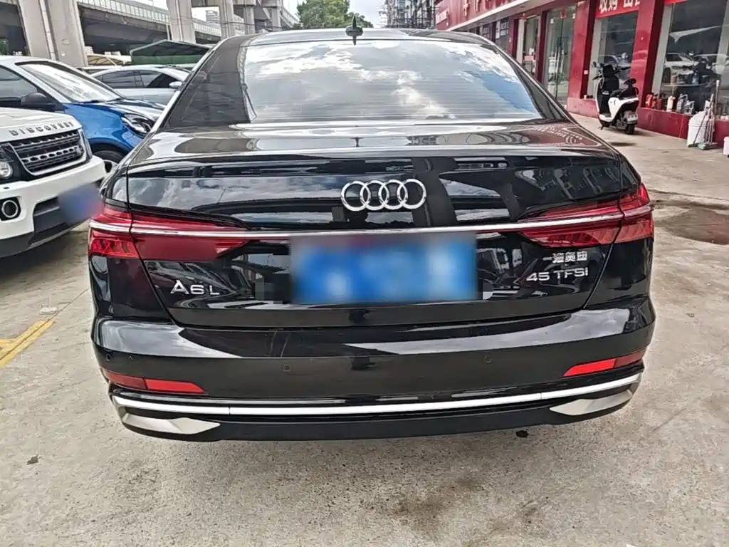 Audi A6L — миниатюра 6