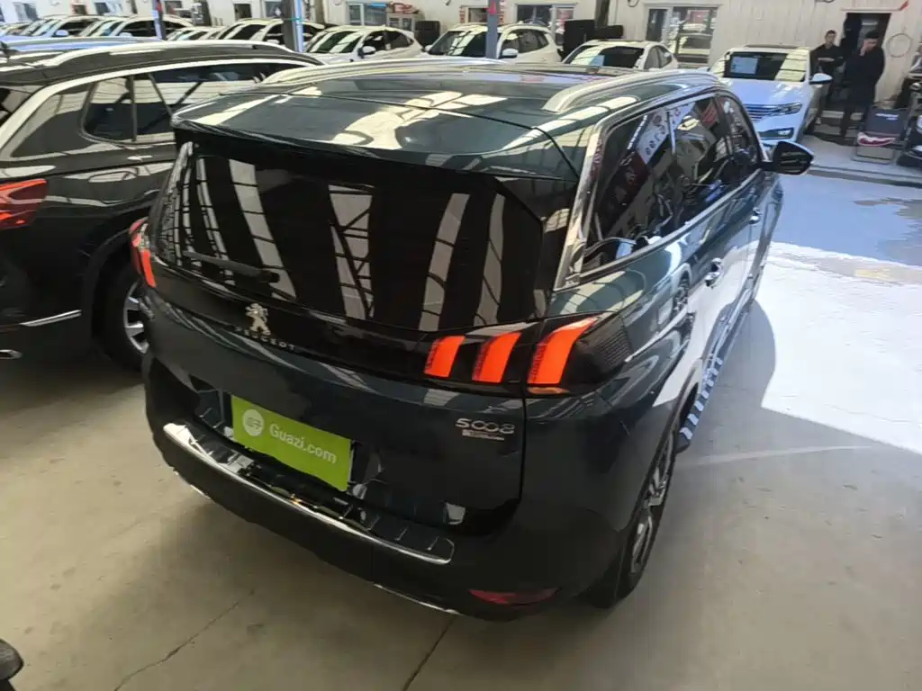 Peugeot 5008 — миниатюра 7