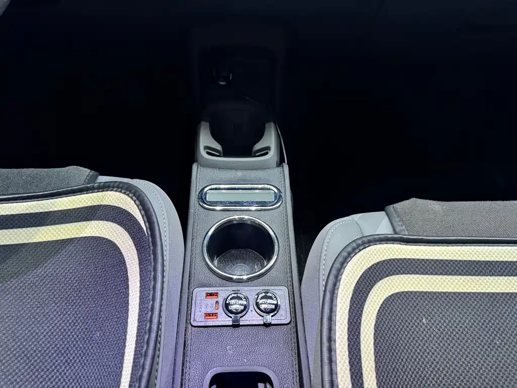 Leapmotor Leapmotor T03 — миниатюра 8