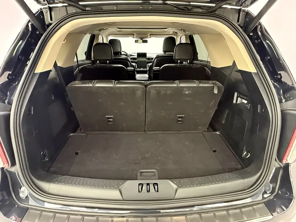 Ford Explorer — миниатюра 21