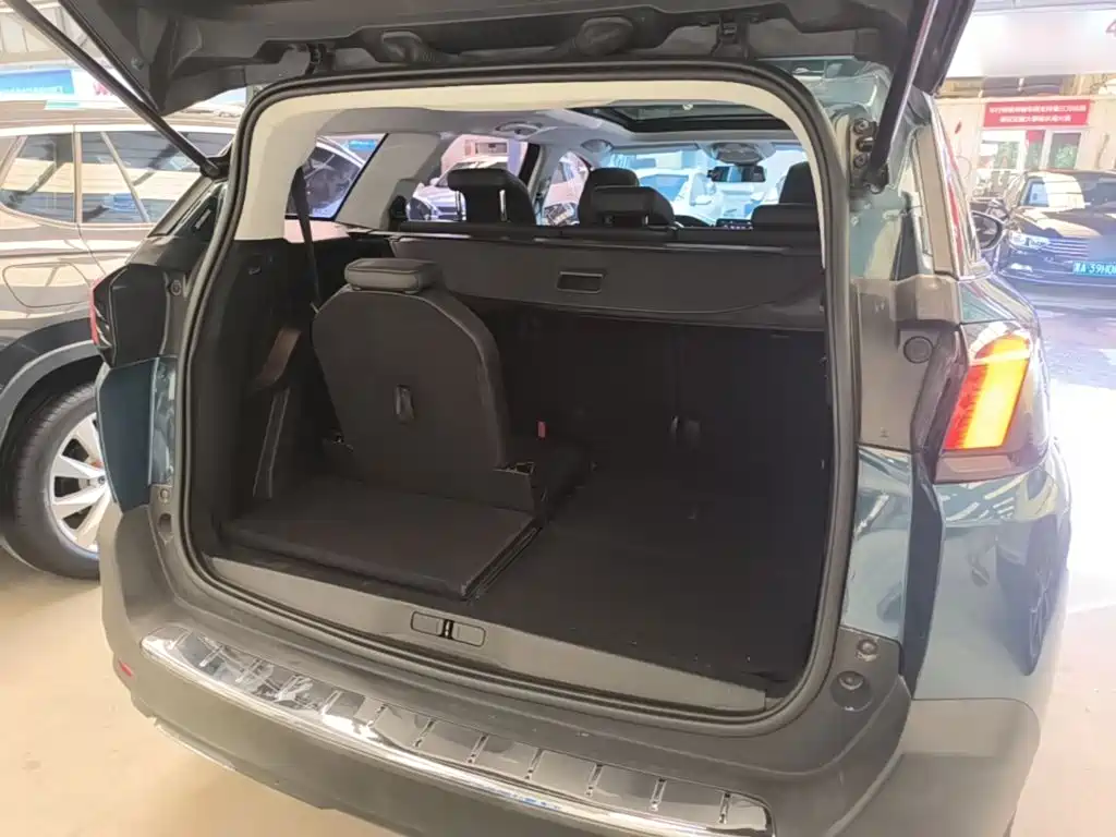 Peugeot 5008 — миниатюра 19