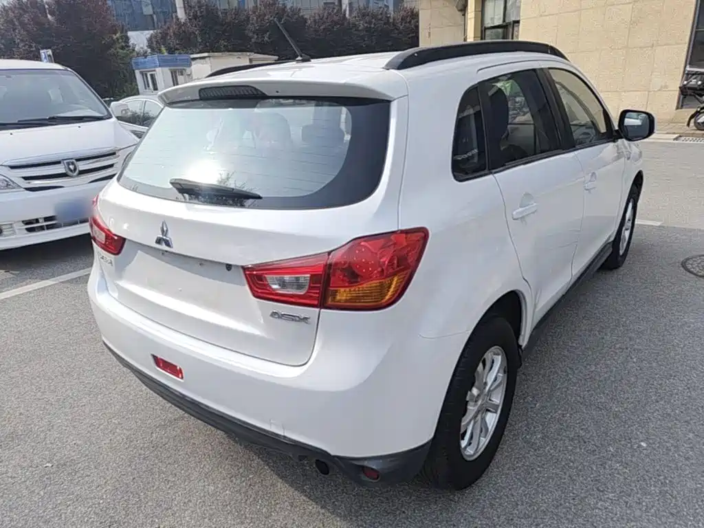 Mitsubishi ASX — миниатюра 7