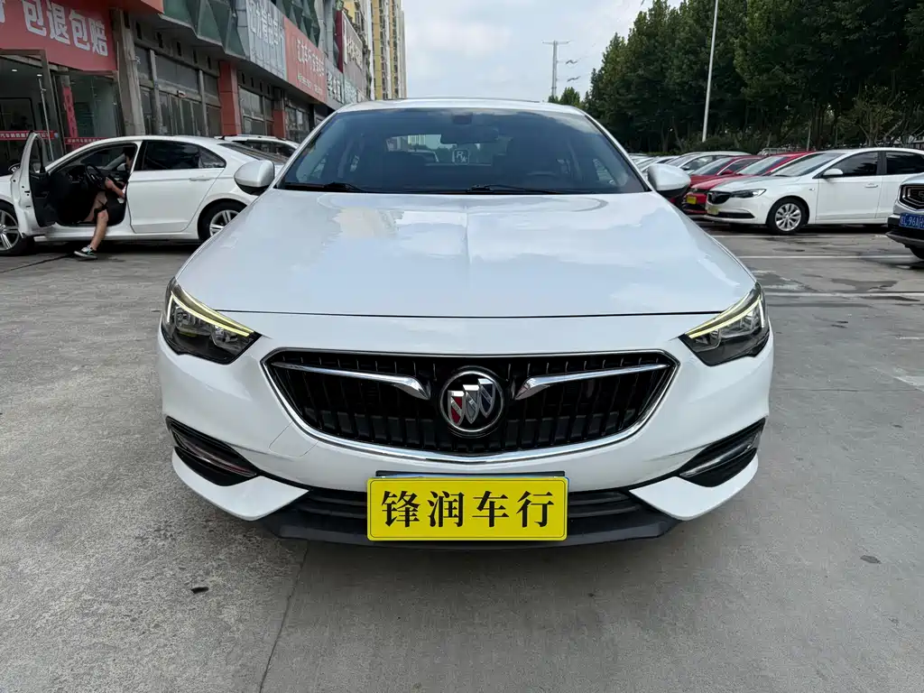Buick Regal — миниатюра 2