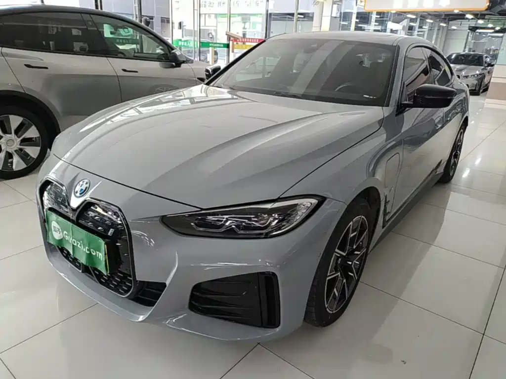 BMW i4 — миниатюра 2