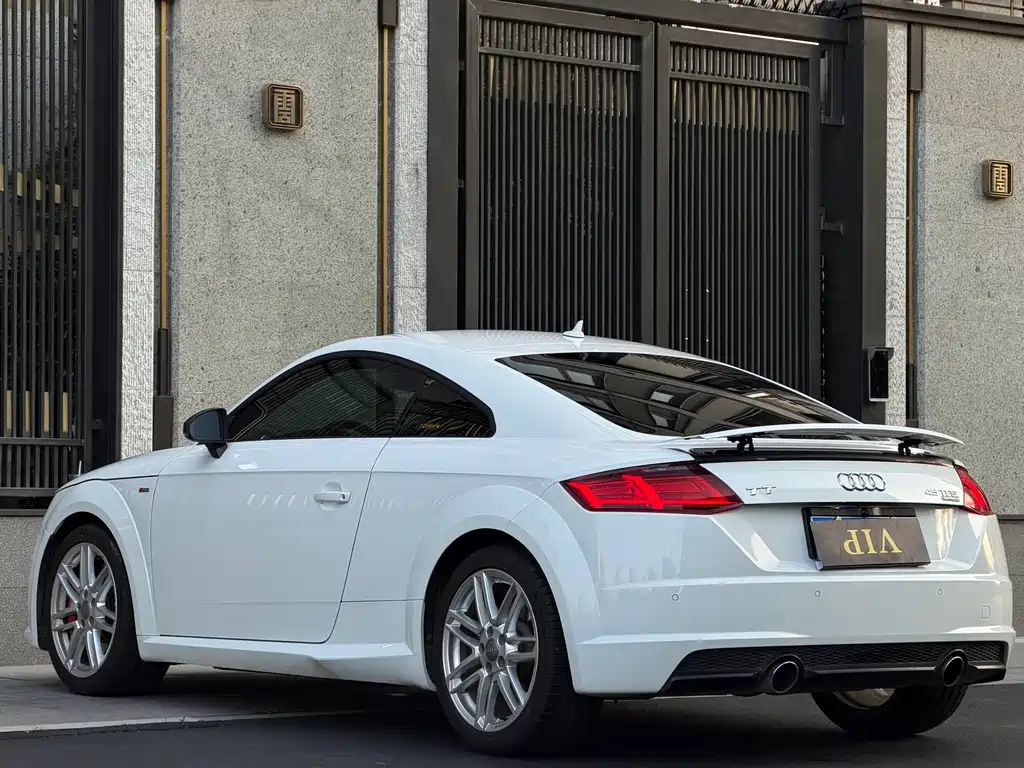 Audi TT 2017 TT Coupe 45 TFSI quattro