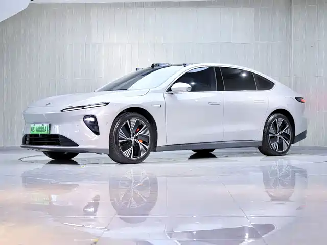 NIO ET7