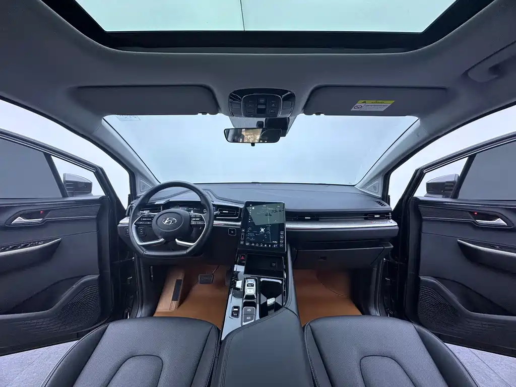 Hyundai Custo 2021 270TGDi Luxury LUX