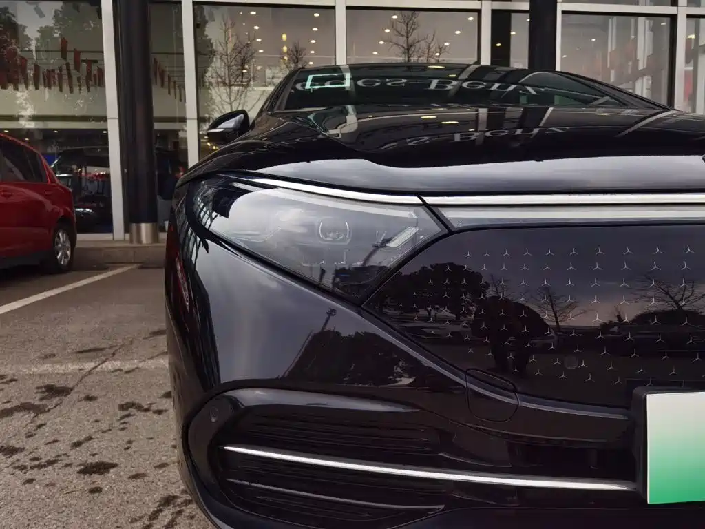 Mercedes-Benz EQS — миниатюра 18