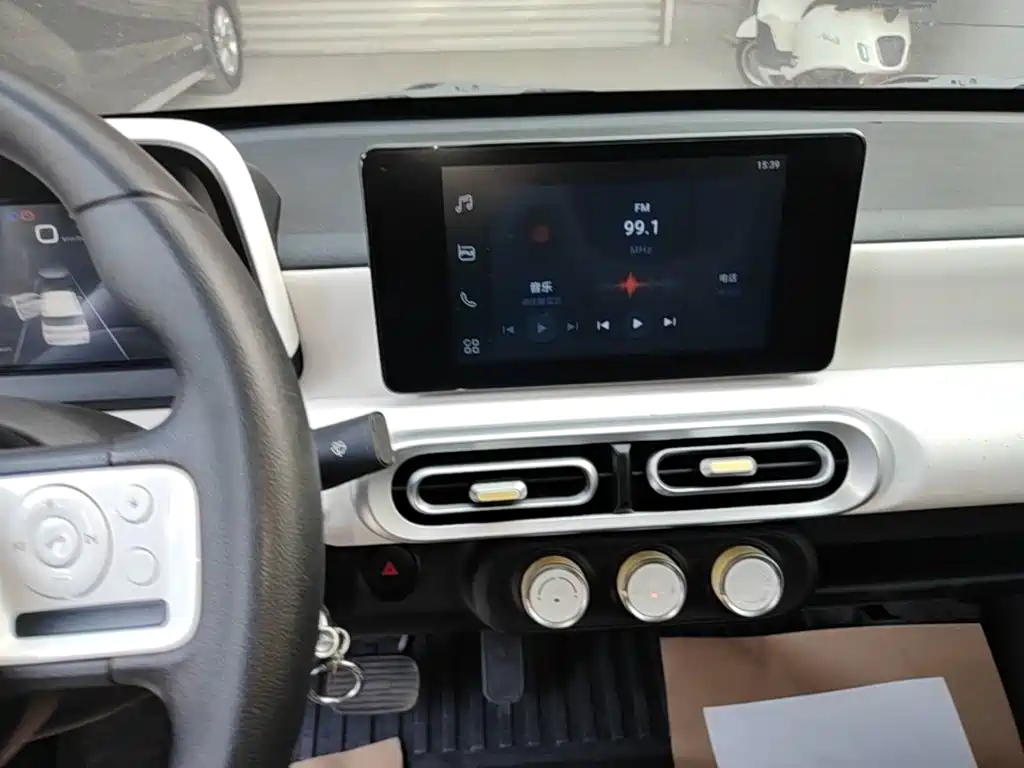 Wuling MINIEV — миниатюра 13