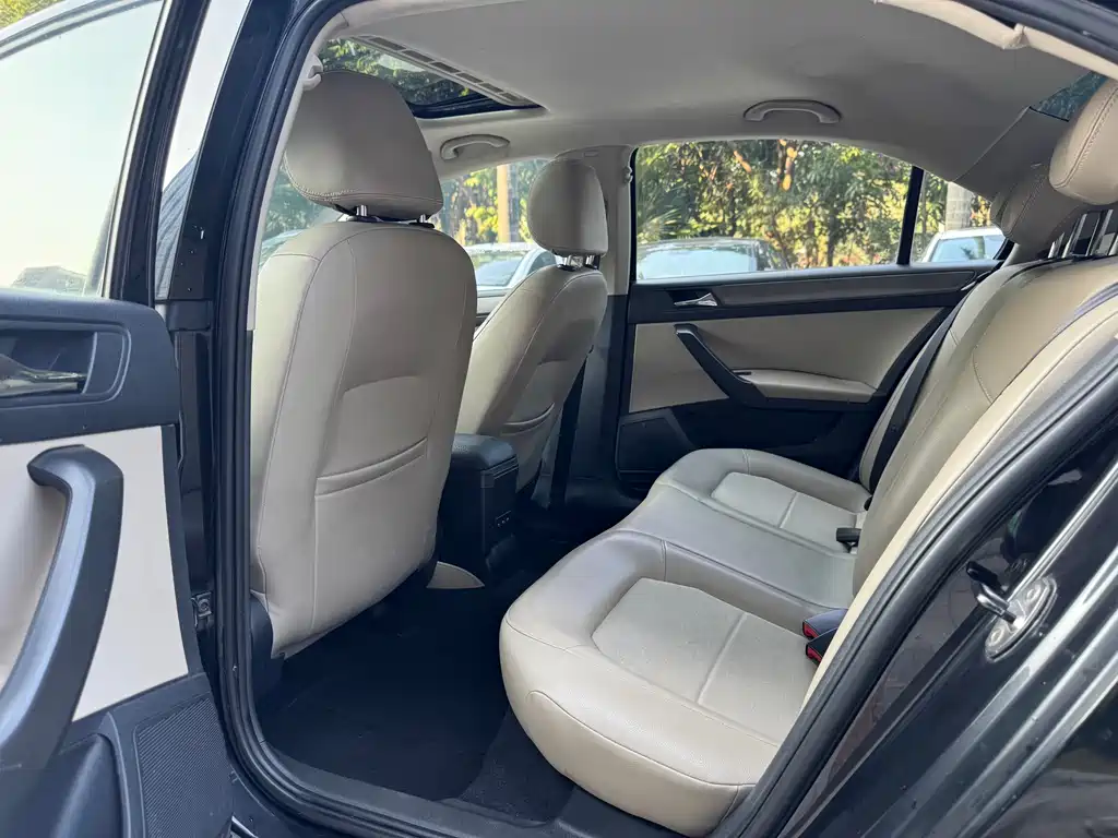 Volkswagen Santana 2015 1.6L AT Comfort