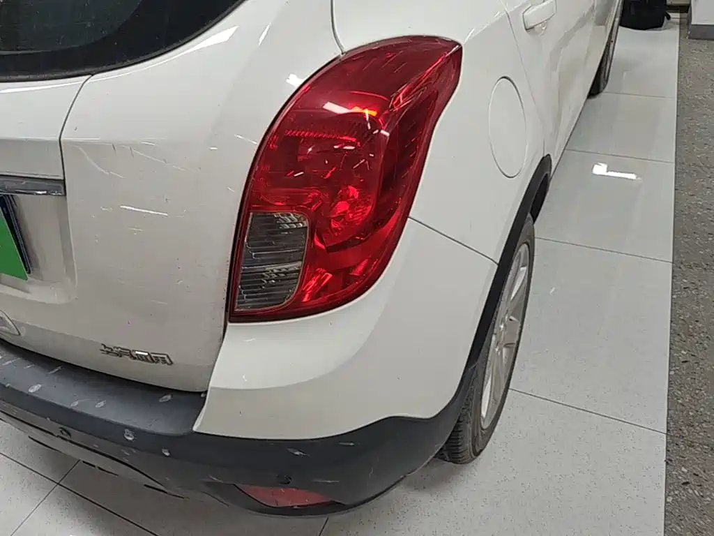 Buick Encore — миниатюра 8