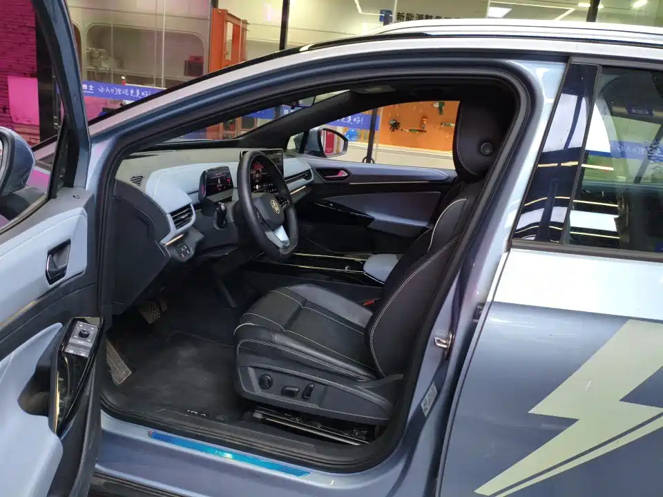 Volkswagen ID.4 X 2025 Smart