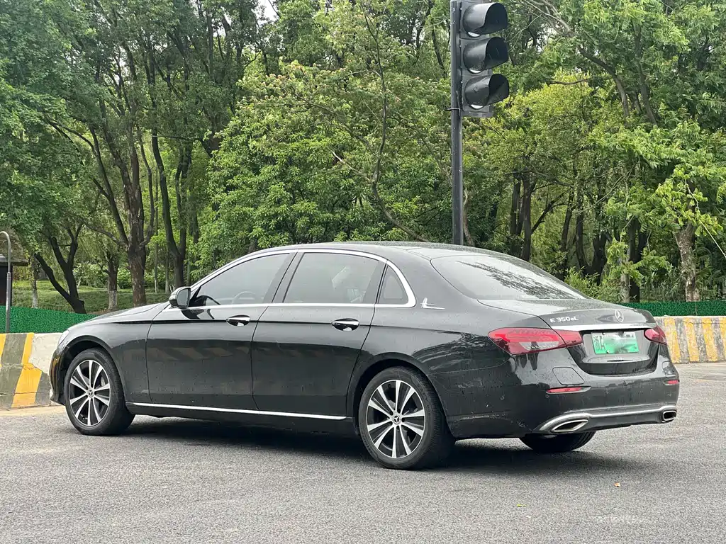 Mercedes-Benz E-Class E 2022 E 350 e L
