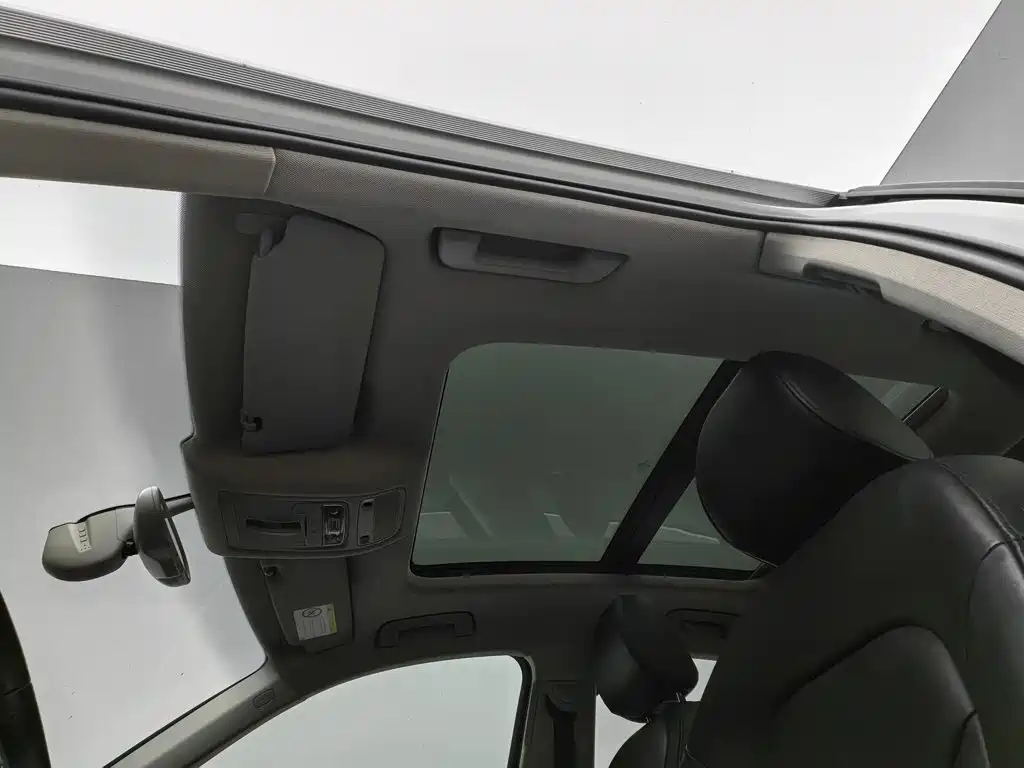 Audi Q3 — миниатюра 14