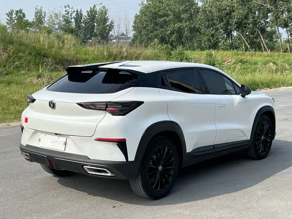 Changan UNI-T — миниатюра 4