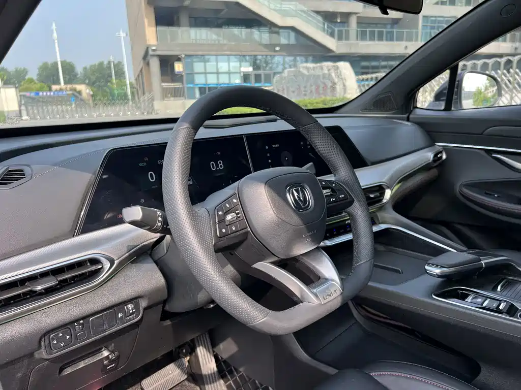 Changan UNI-T — миниатюра 11