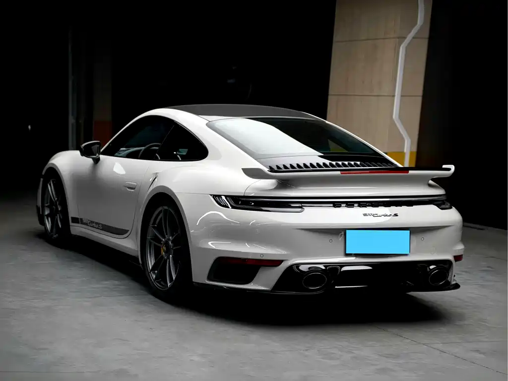 Porsche 911 2022 Turbo S 3.7T