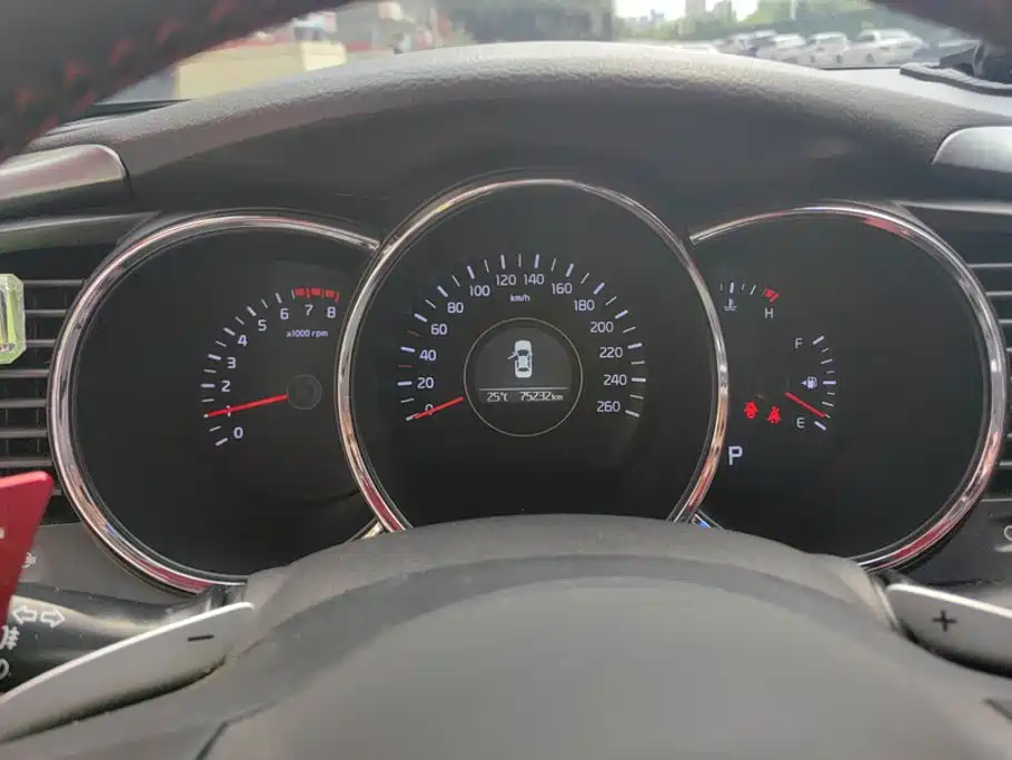 Kia K5 — миниатюра 14