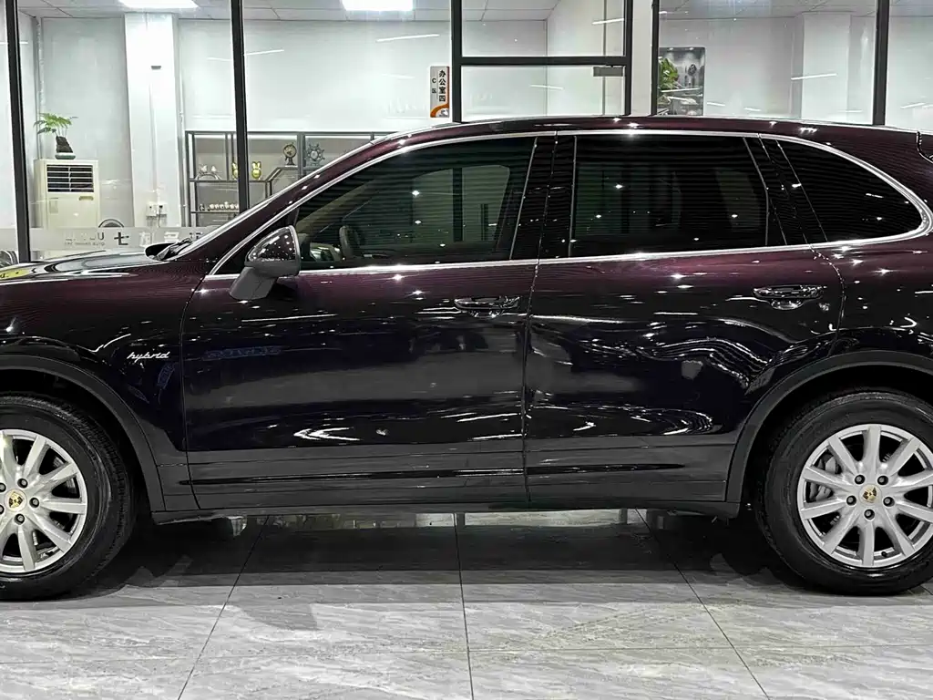 Porsche Cayenne 2011 Cayenne S Hybrid 3.0T